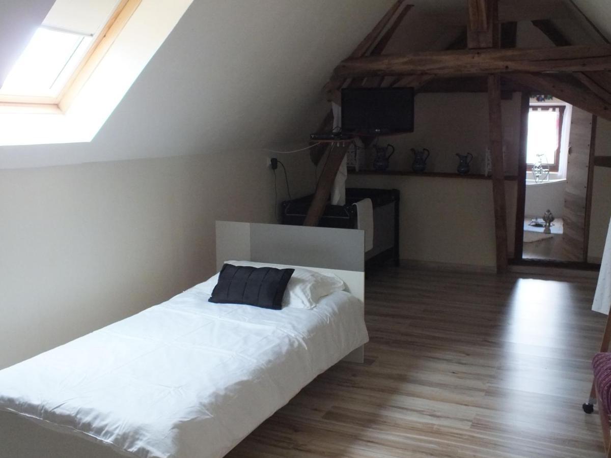 Country B&B Saint-Pierre-d'Eyraud Екстериор снимка
