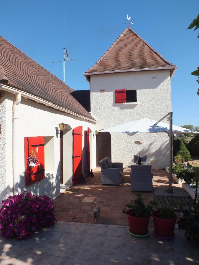 Country B&B Saint-Pierre-d'Eyraud Екстериор снимка